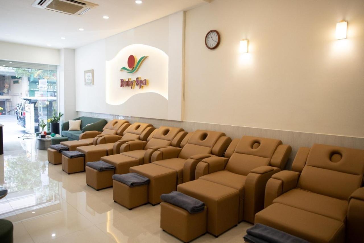 Ruby Hotel โฮจิมินห์ซิตี้ ภายนอก รูปภาพ