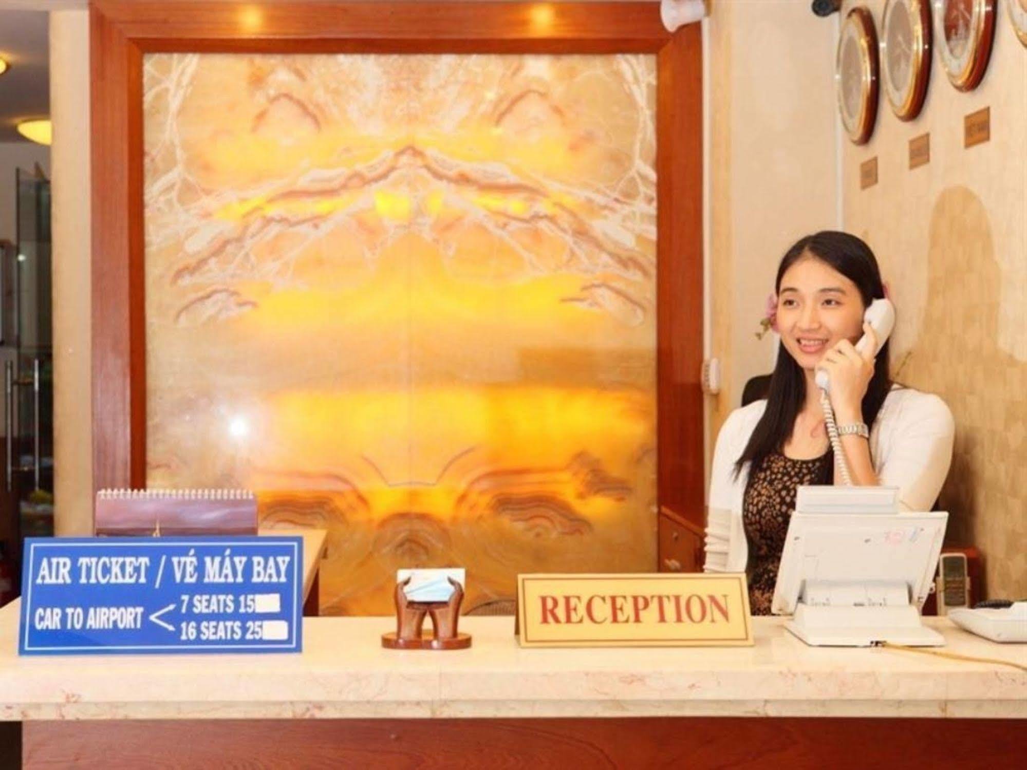 Ruby Hotel โฮจิมินห์ซิตี้ ภายนอก รูปภาพ