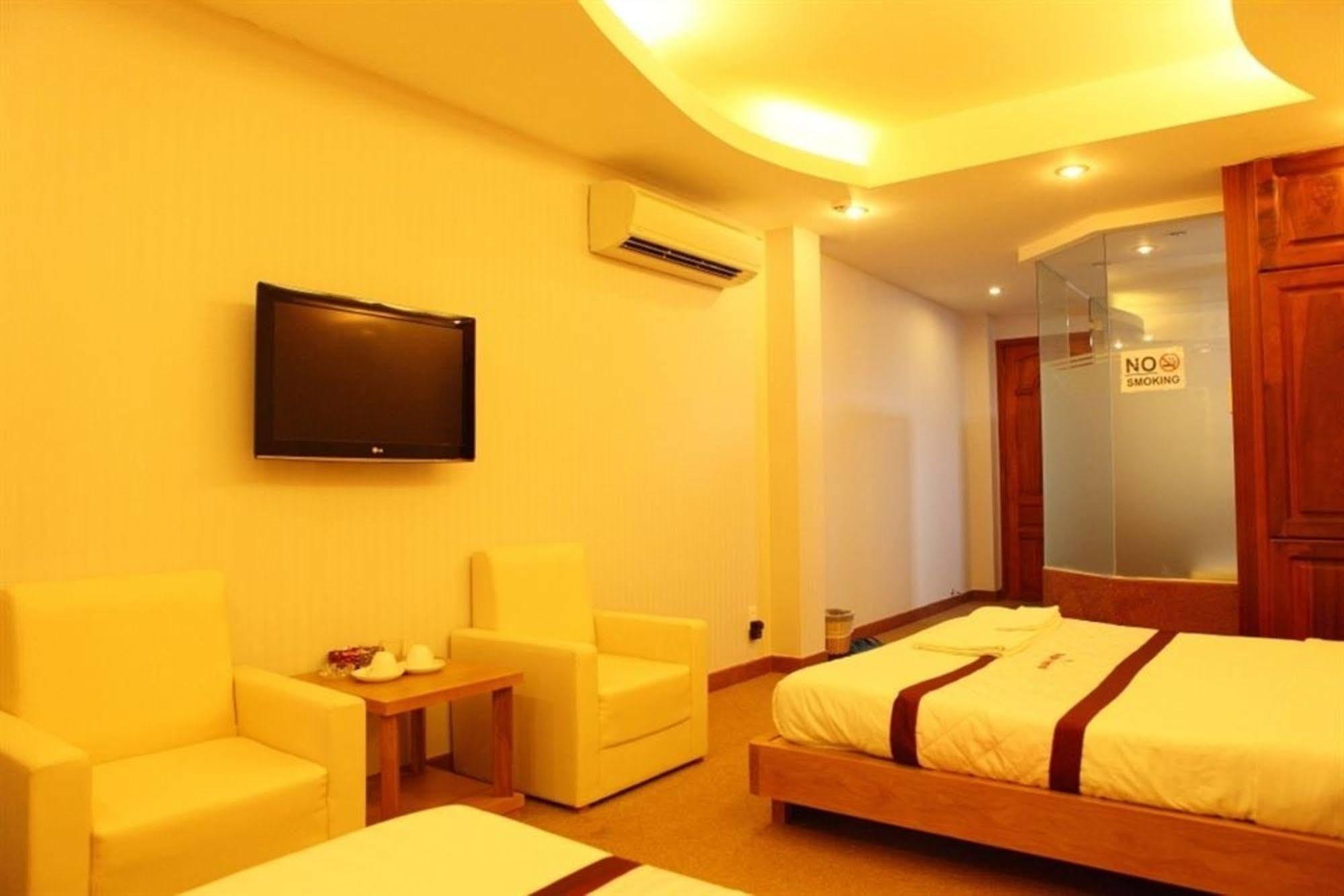 Ruby Hotel โฮจิมินห์ซิตี้ ภายนอก รูปภาพ