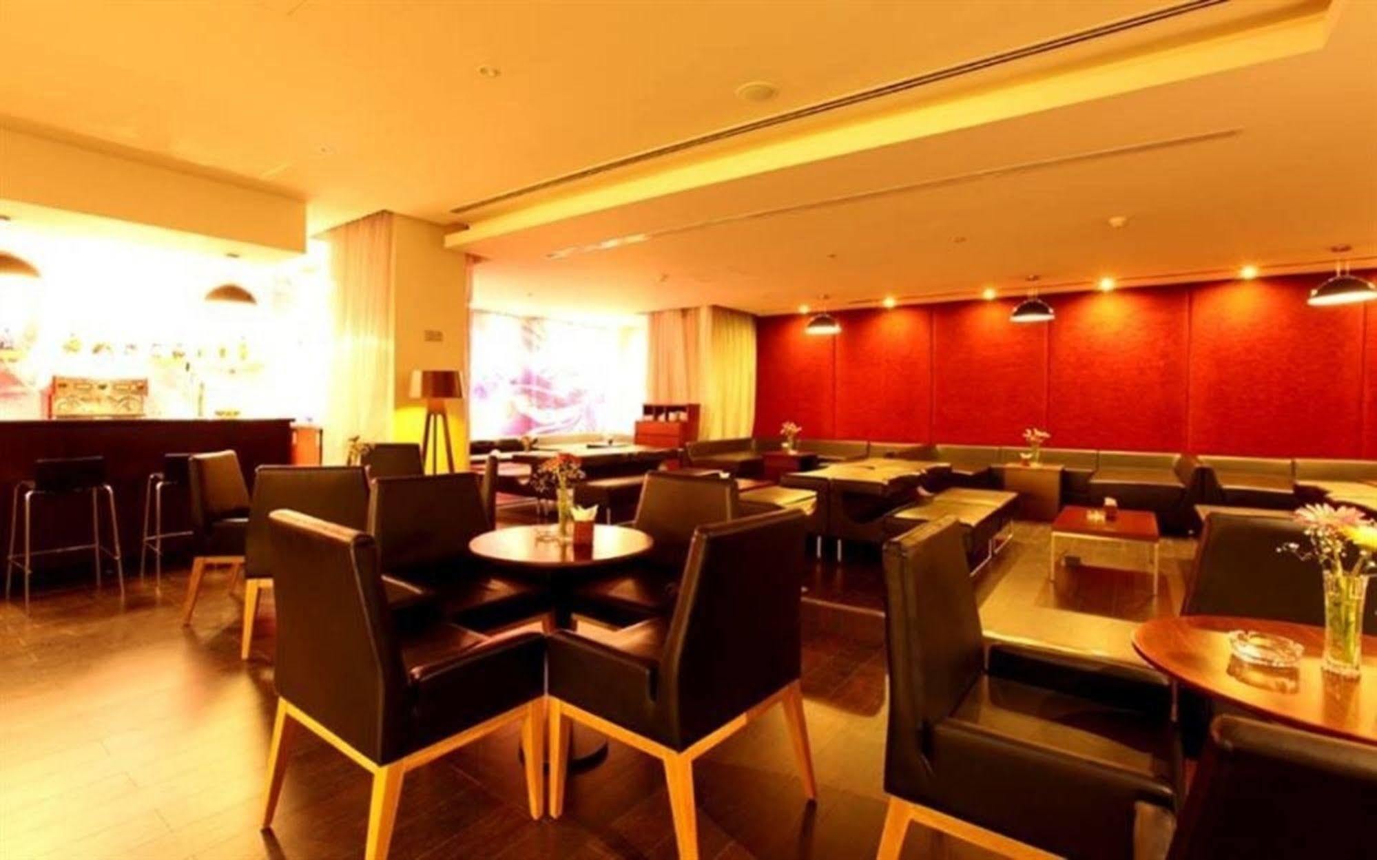 Ruby Hotel โฮจิมินห์ซิตี้ ภายนอก รูปภาพ